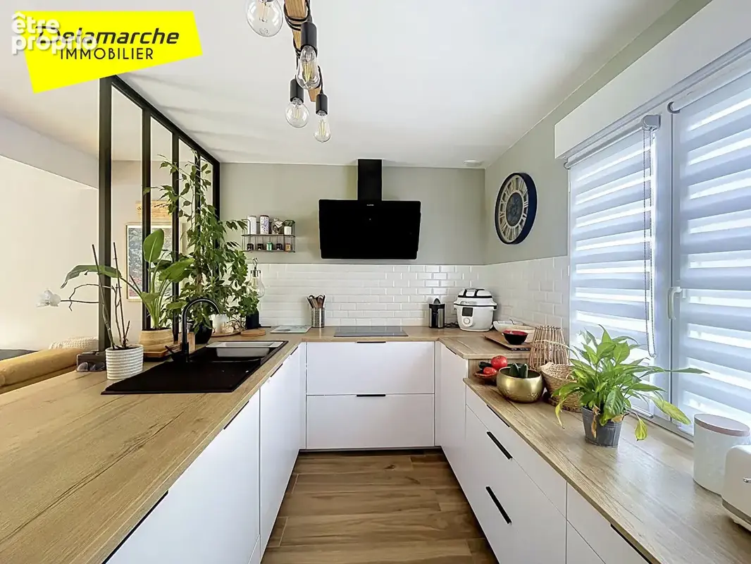 A vendre avranches  maison individuelle avec belles prestations jardin  4 chambres avec vie de plain pied - photo 6
