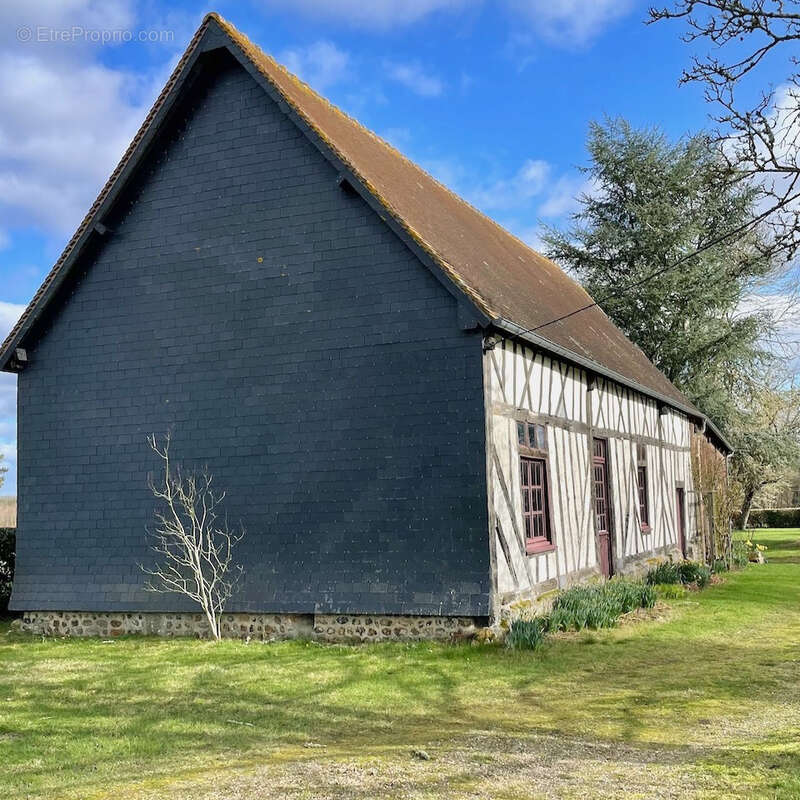 Maison à LES BAUX-DE-BRETEUIL