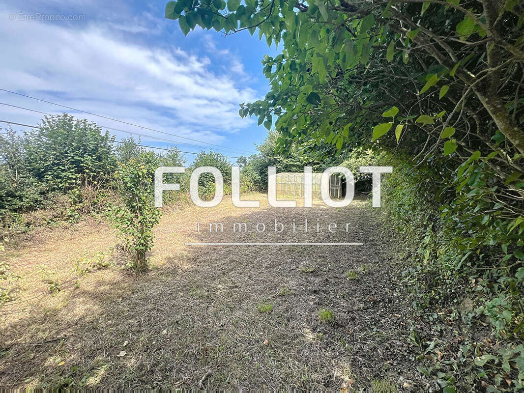 Maison à SAINT-SAUVEUR-LENDELIN