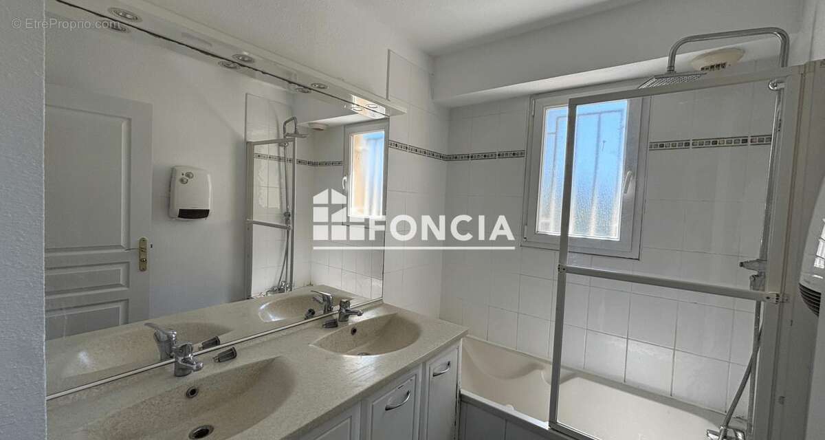 A vendre-CARPENTRAS Beau T4 avec terrasse et garage - photo 6