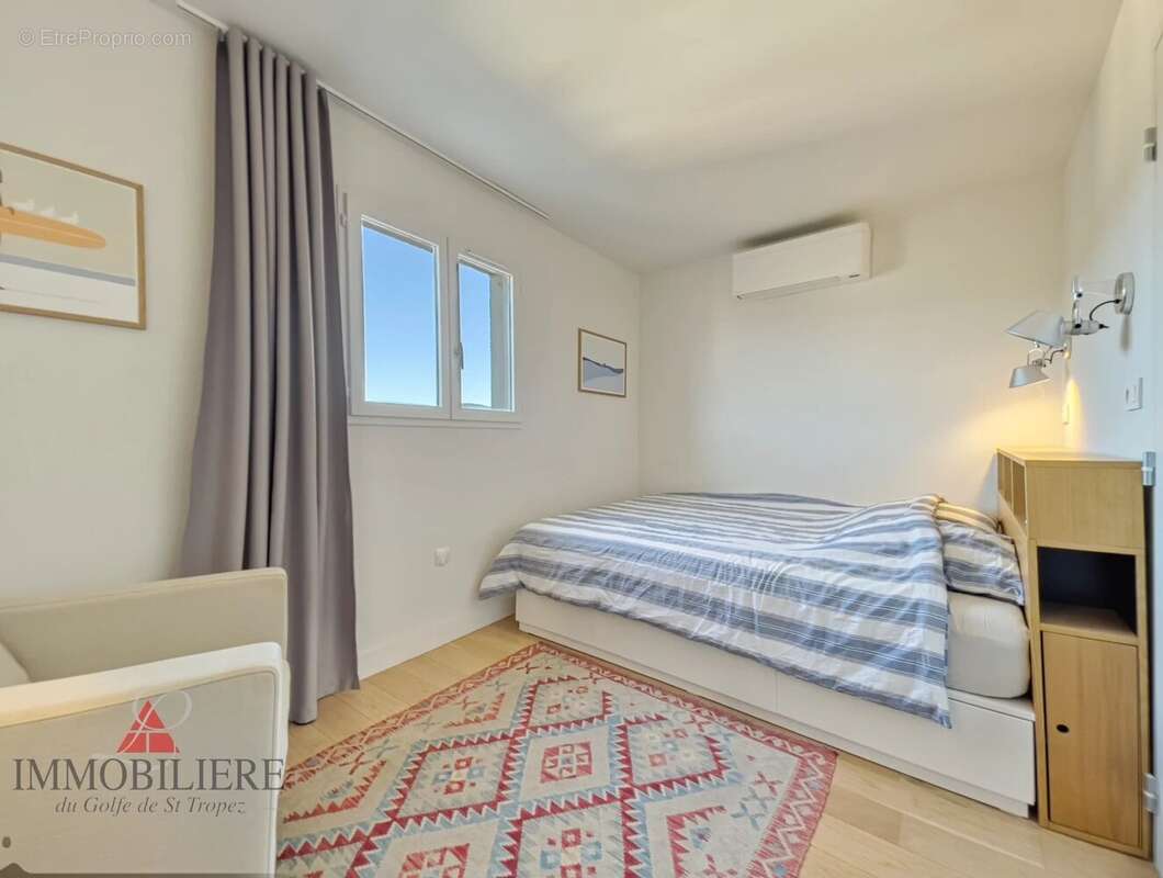 Appartement à COGOLIN