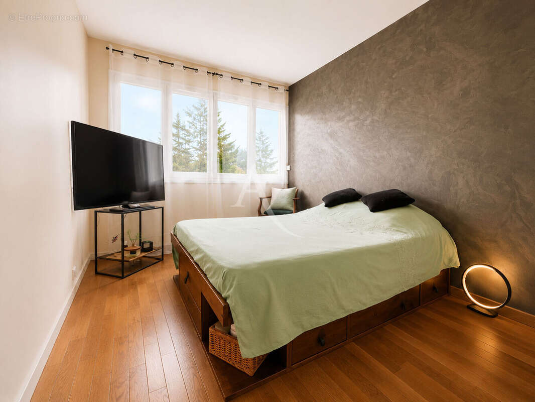 Appartement à OZOIR-LA-FERRIERE