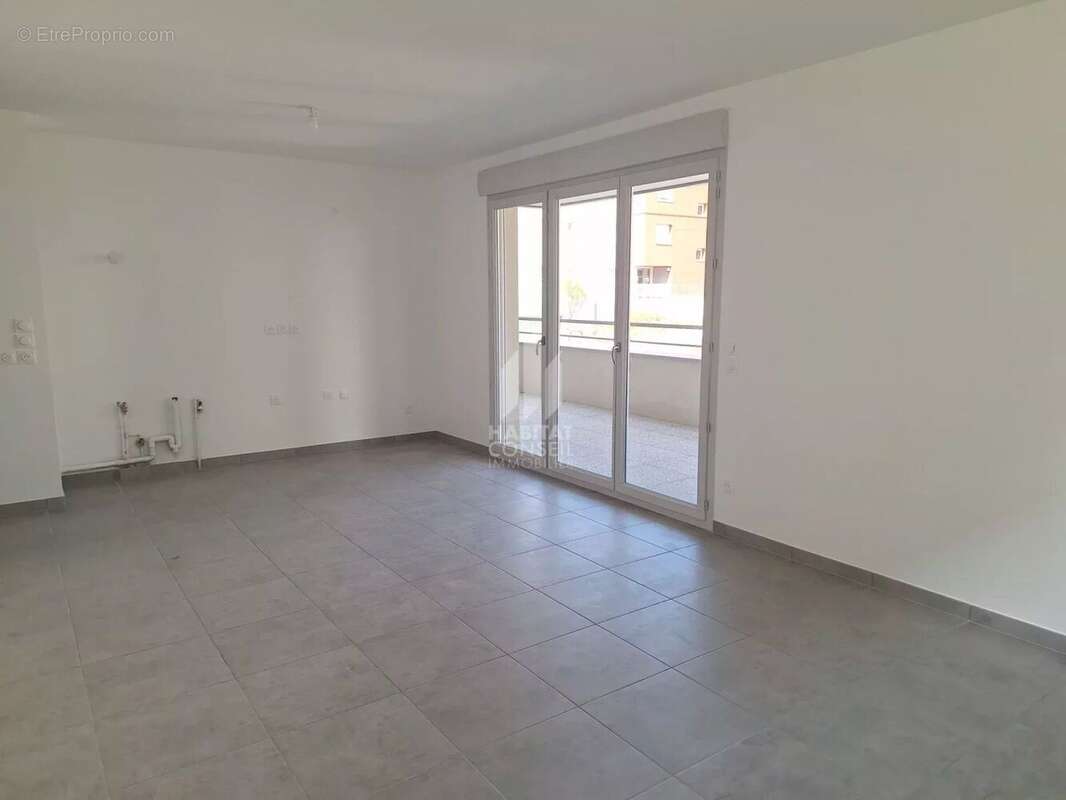 Appartement à MOIRANS