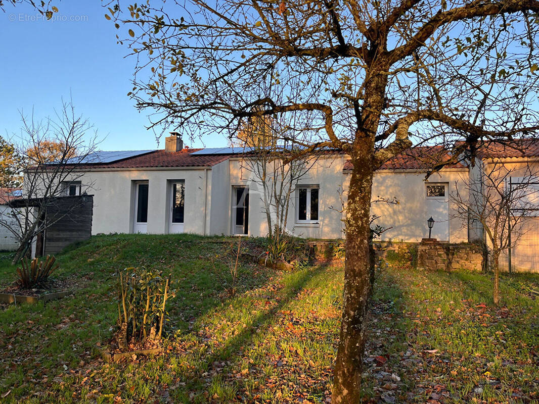 Maison à LANDERONDE