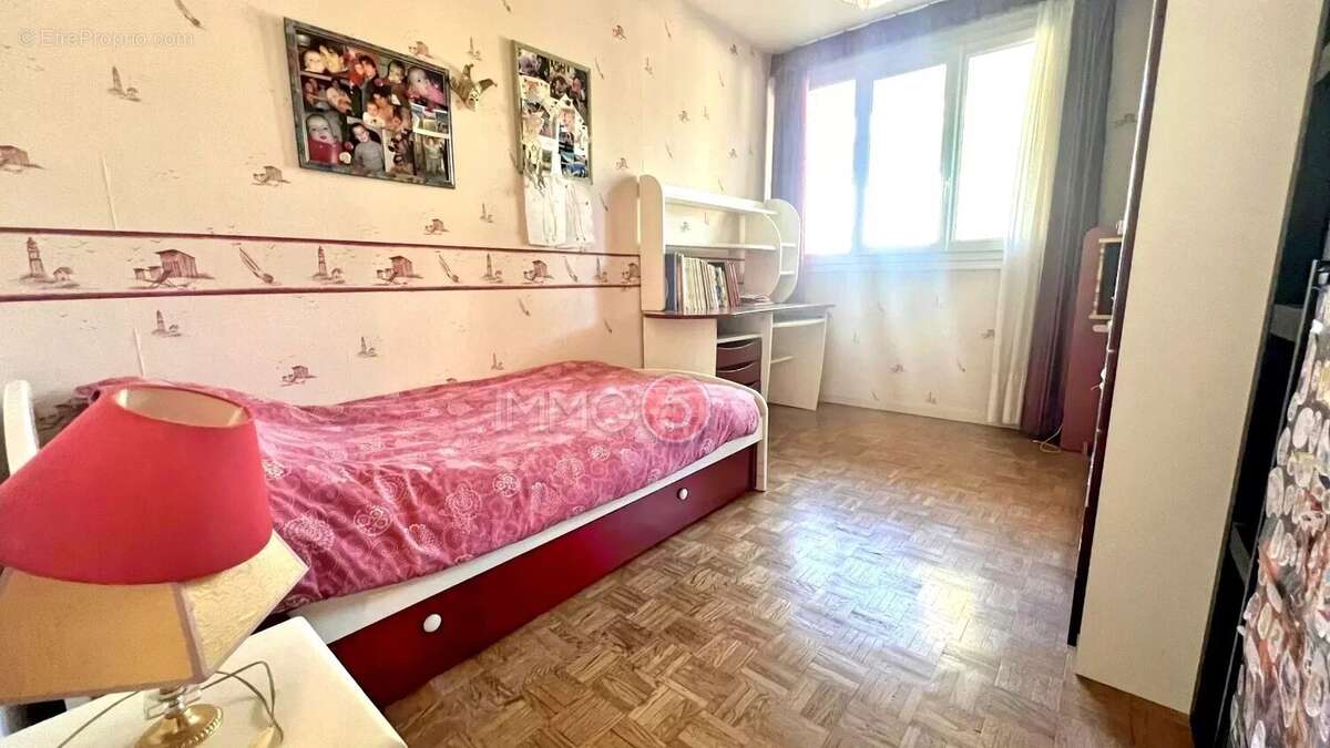 Appartement à LE RAINCY