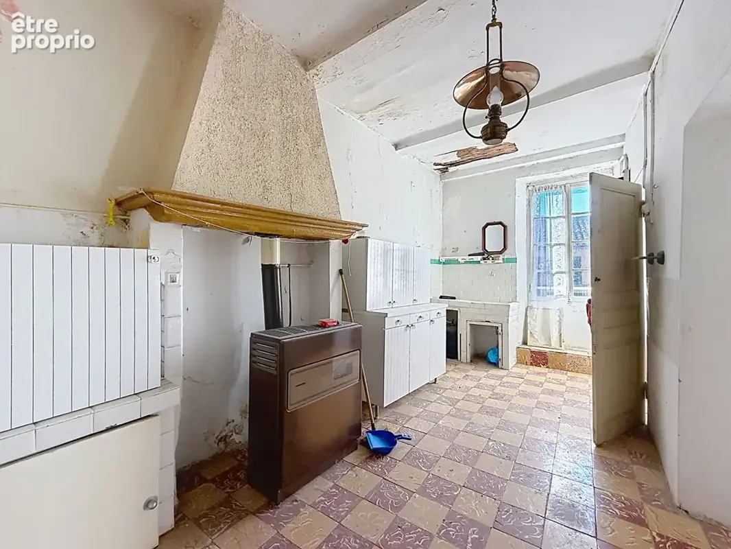 CLANS - A VENDRE - Ensemble immobilier à fort potentiel - photo 10