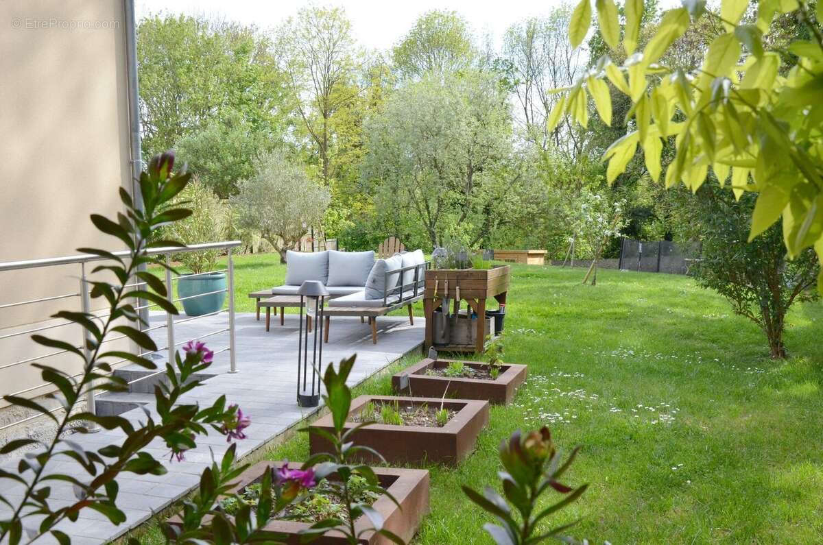 Maison à CHATEAUFORT