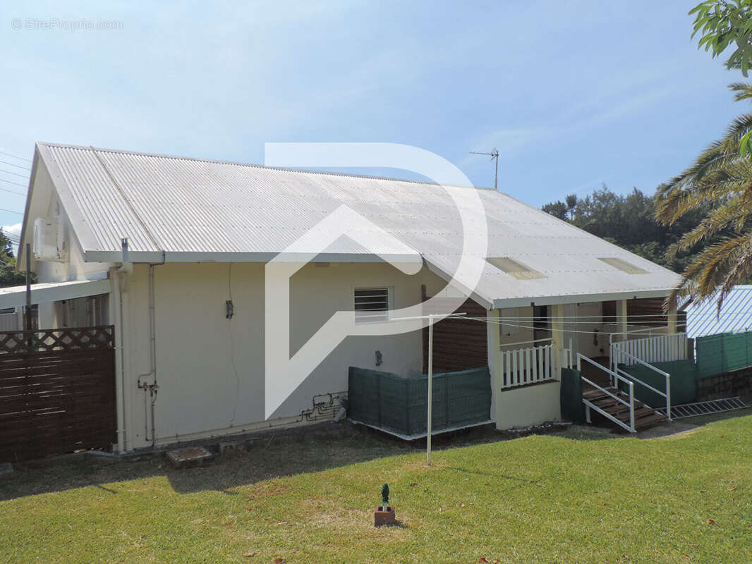 Maison à PETITE-ILE