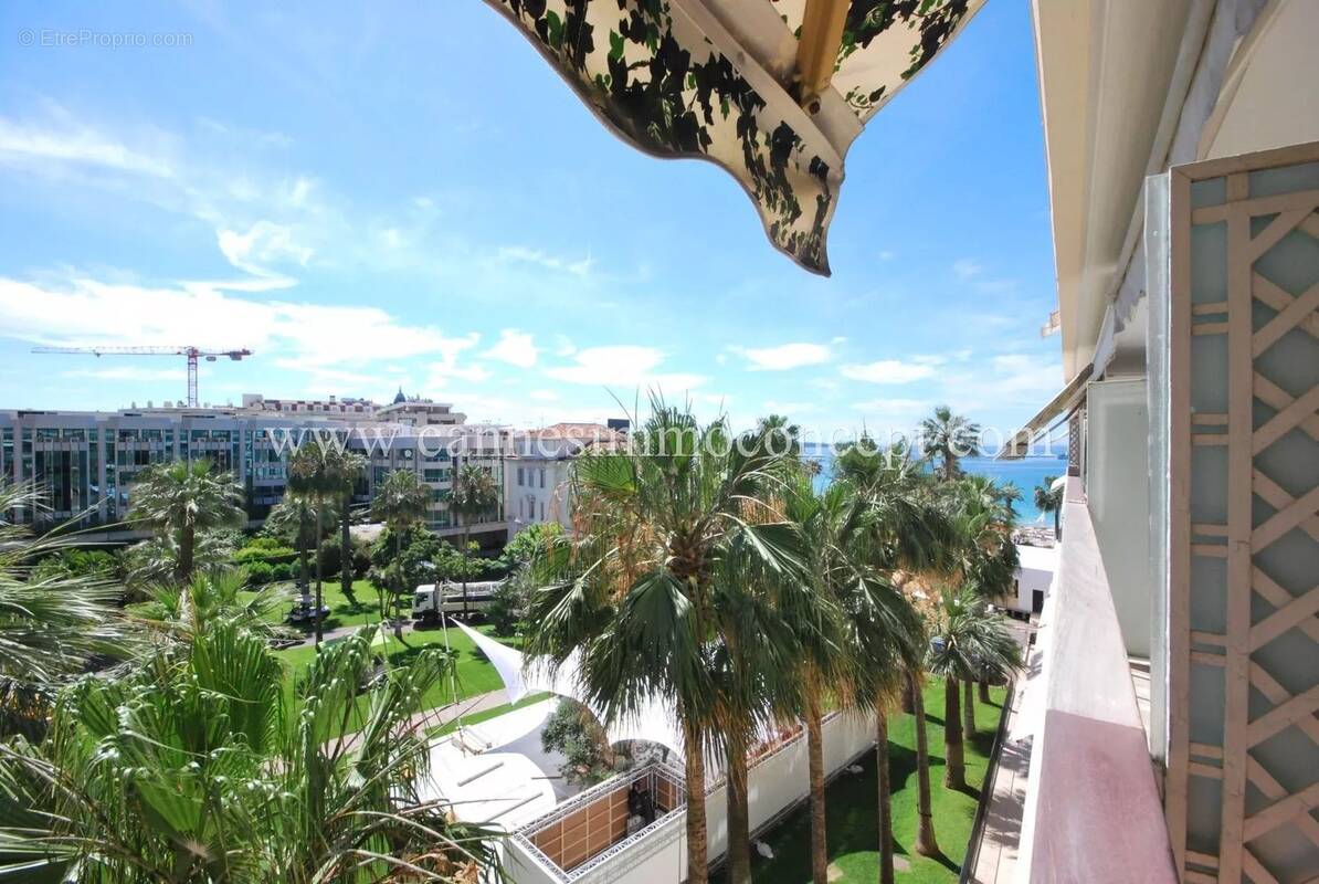 Appartement à CANNES