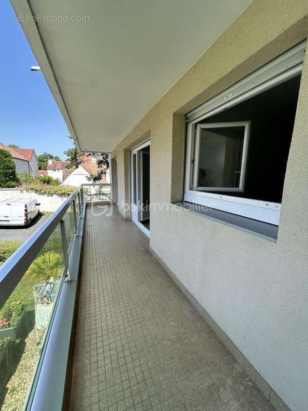 Appartement à MAISONS-LAFFITTE