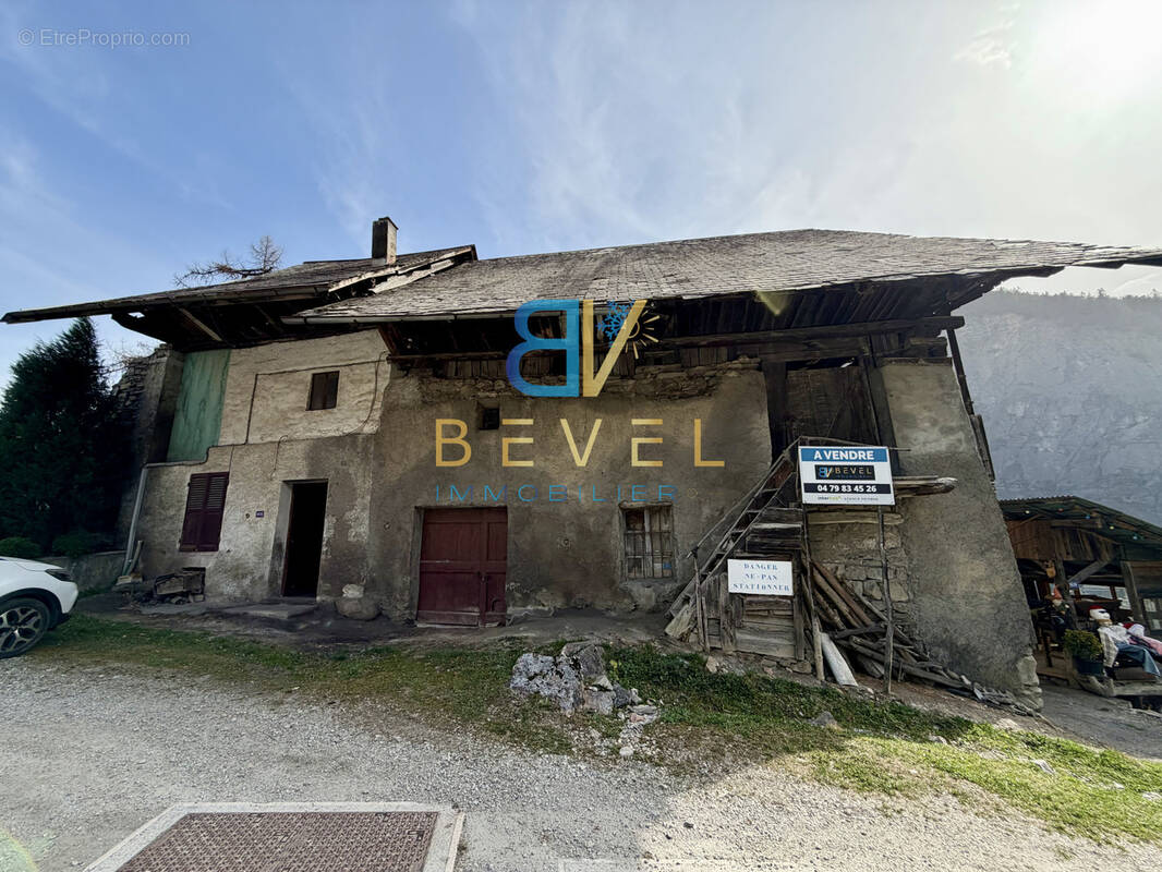 Maison à FONTCOUVERTE-LA-TOUSSUIRE