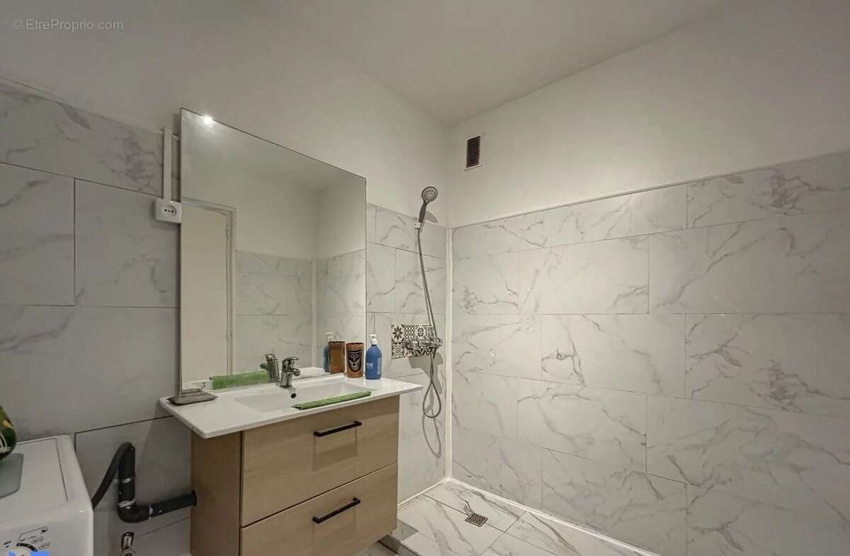 Appartement à LE CANNET