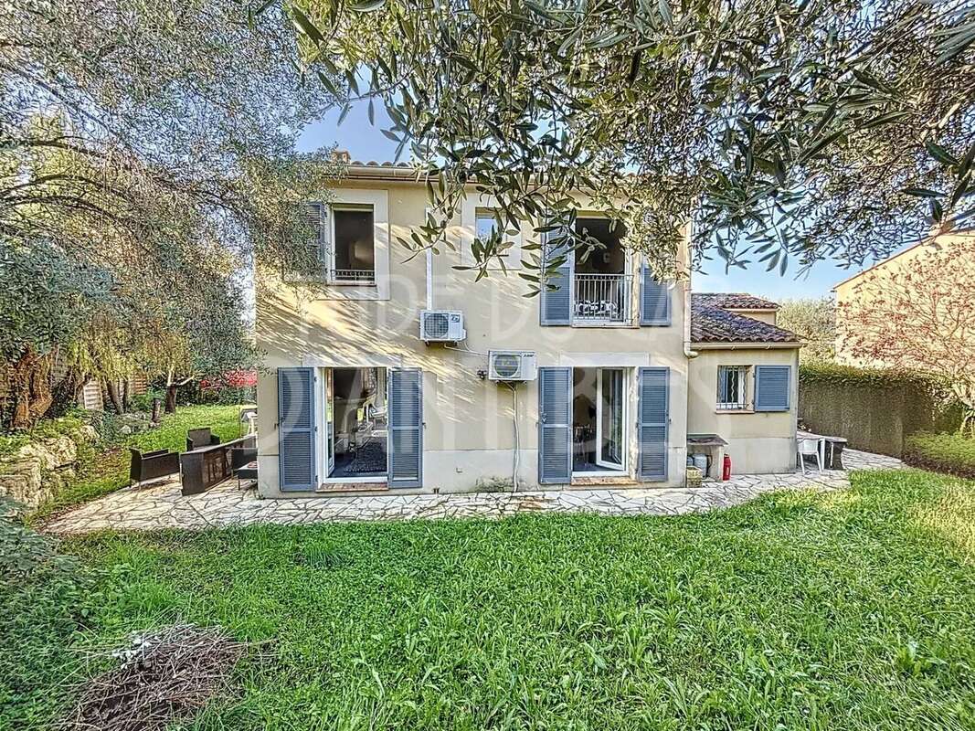 Maison à BIOT