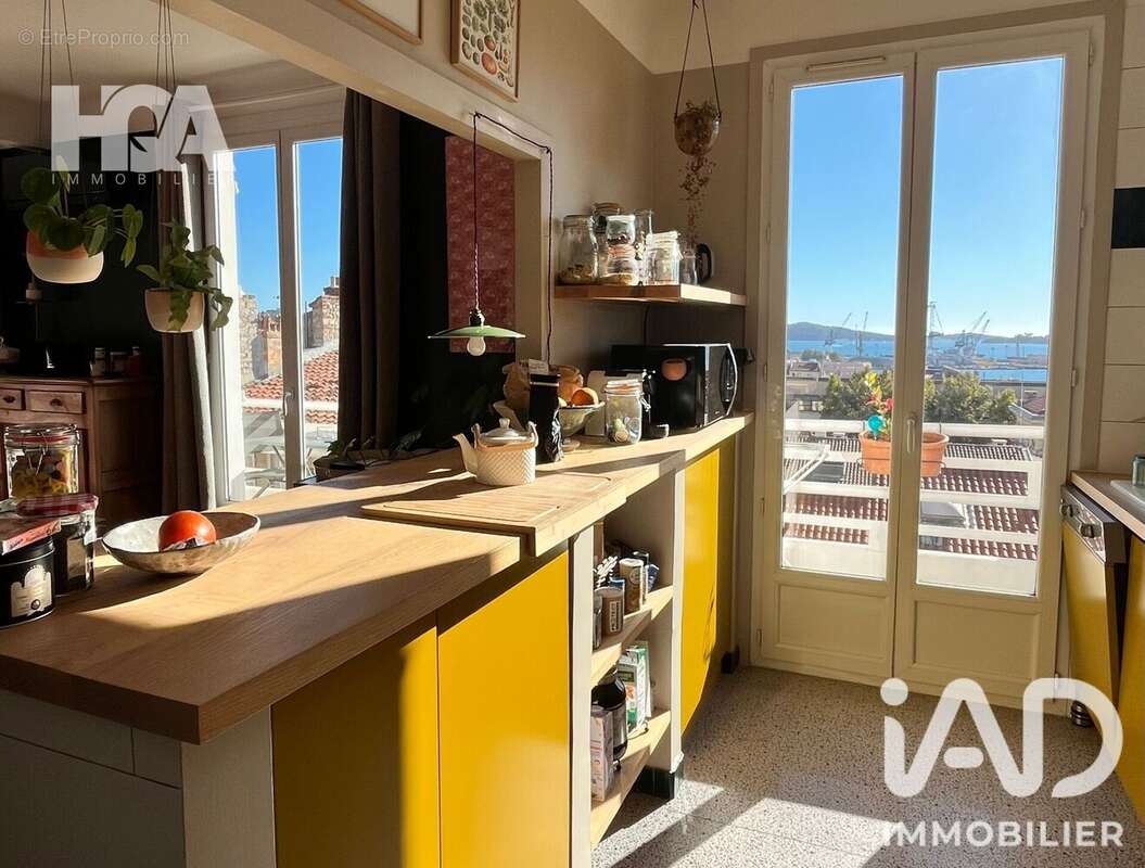 Appartement 97 m² à Toulon  - photo 6