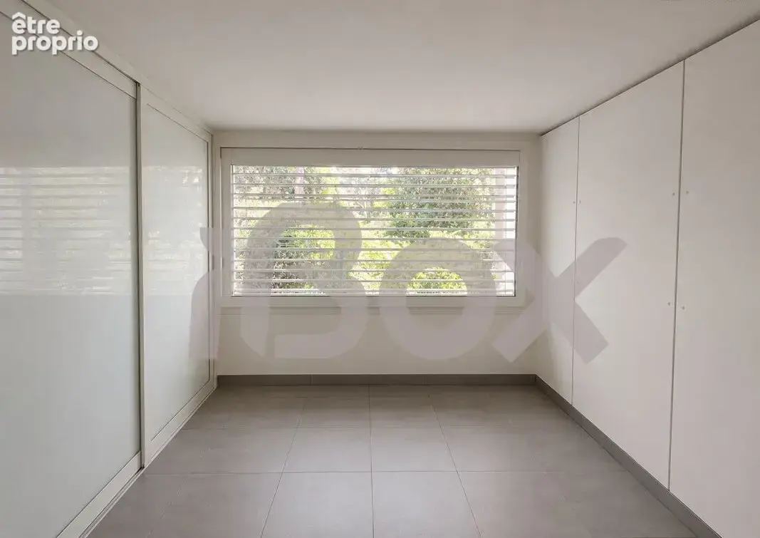 Toulon champ de mars bureaux climatises pmr garage double ascenseur - photo 4