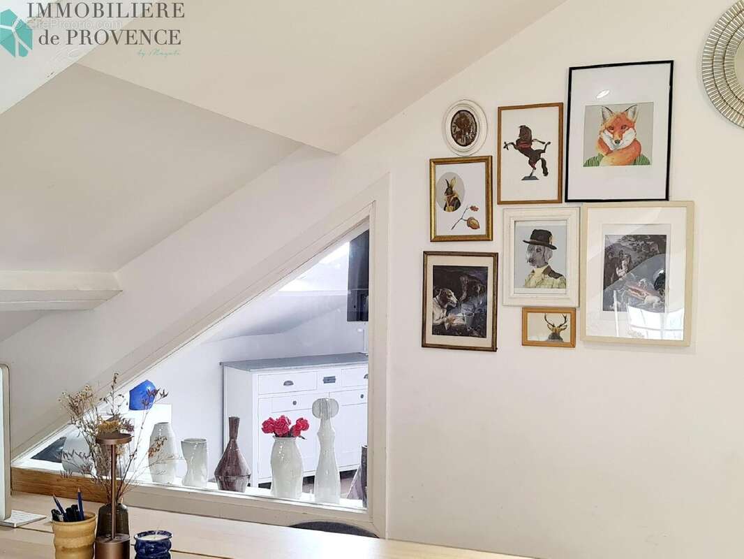 Appartement à VILLENEUVE-LES-AVIGNON