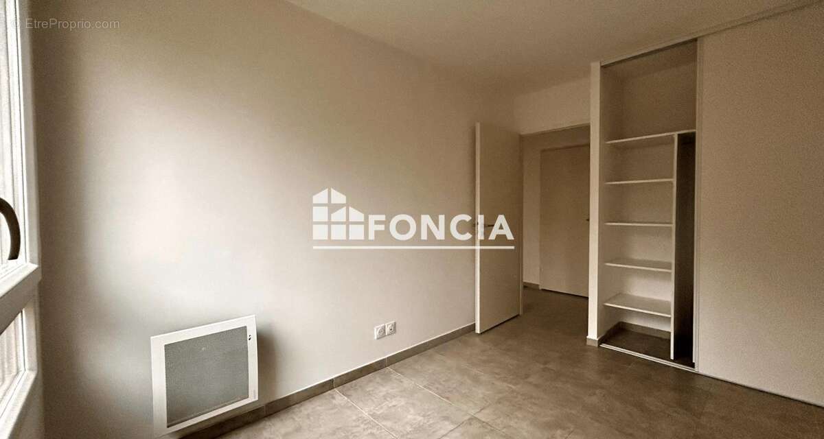 Appartement à MARSEILLE-9E