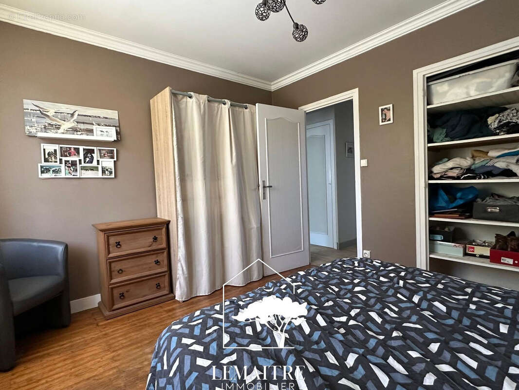 Maison à LES MATHES