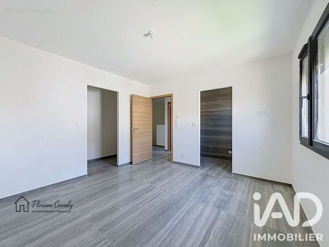 Maison 113 m² à Vias  - photo 6