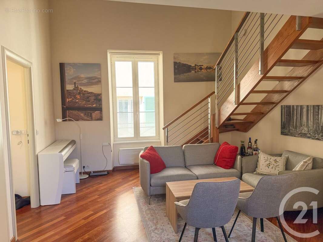 Appartement à MENTON