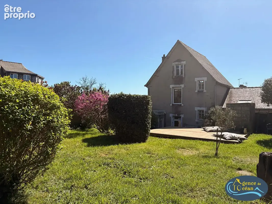 La roche bernard-centre, maison de caractere, 4 chambres avec magnifique jardin et garage - photo 1
