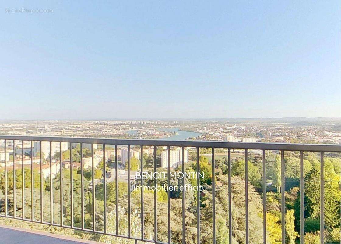 Appartement à SAINTE-FOY-LES-LYON