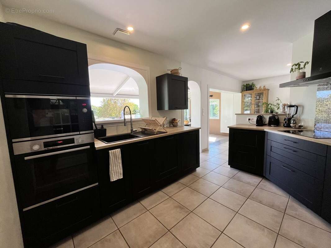 CUISINE EQUIPEE - Maison à SOULAC-SUR-MER