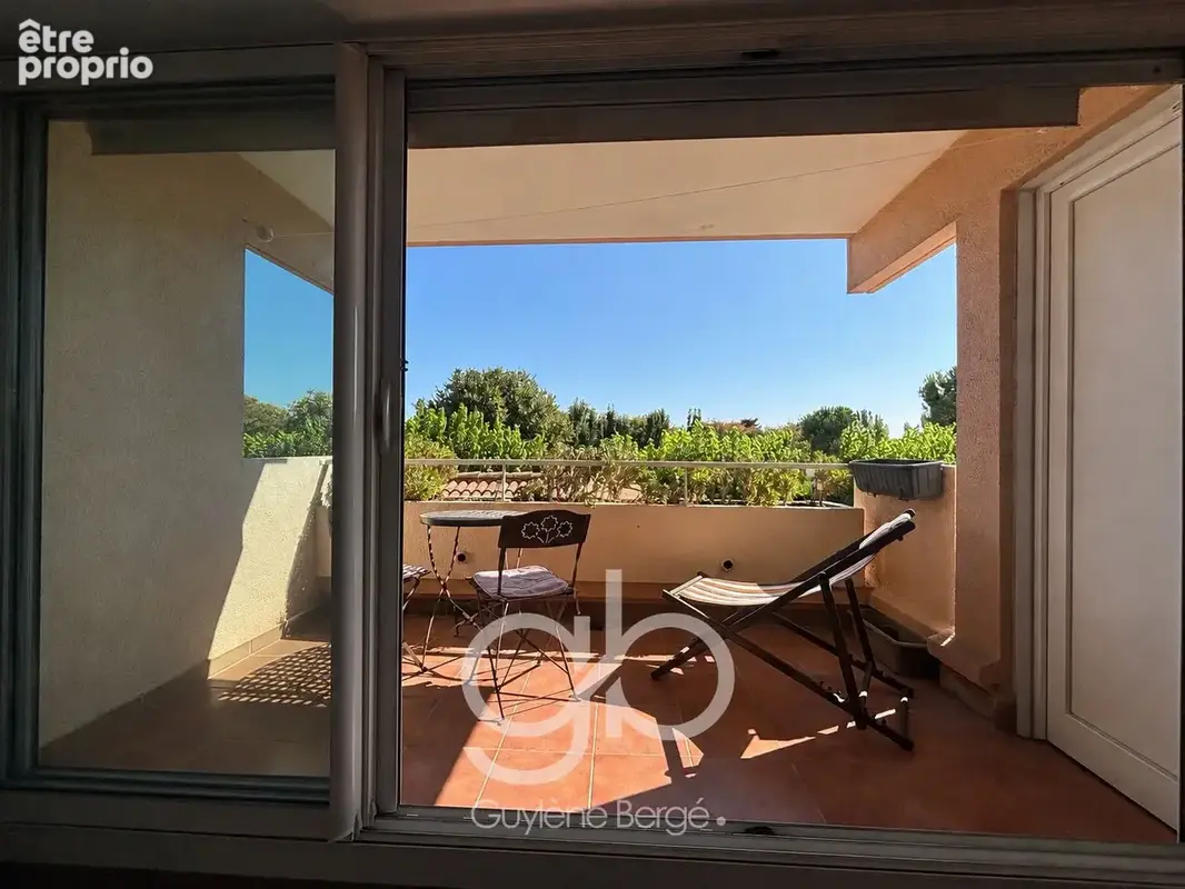 Appartement T3 63,10 m2 à vendre à Montpellier Estanove avec deux loggias et grand garage - photo 6