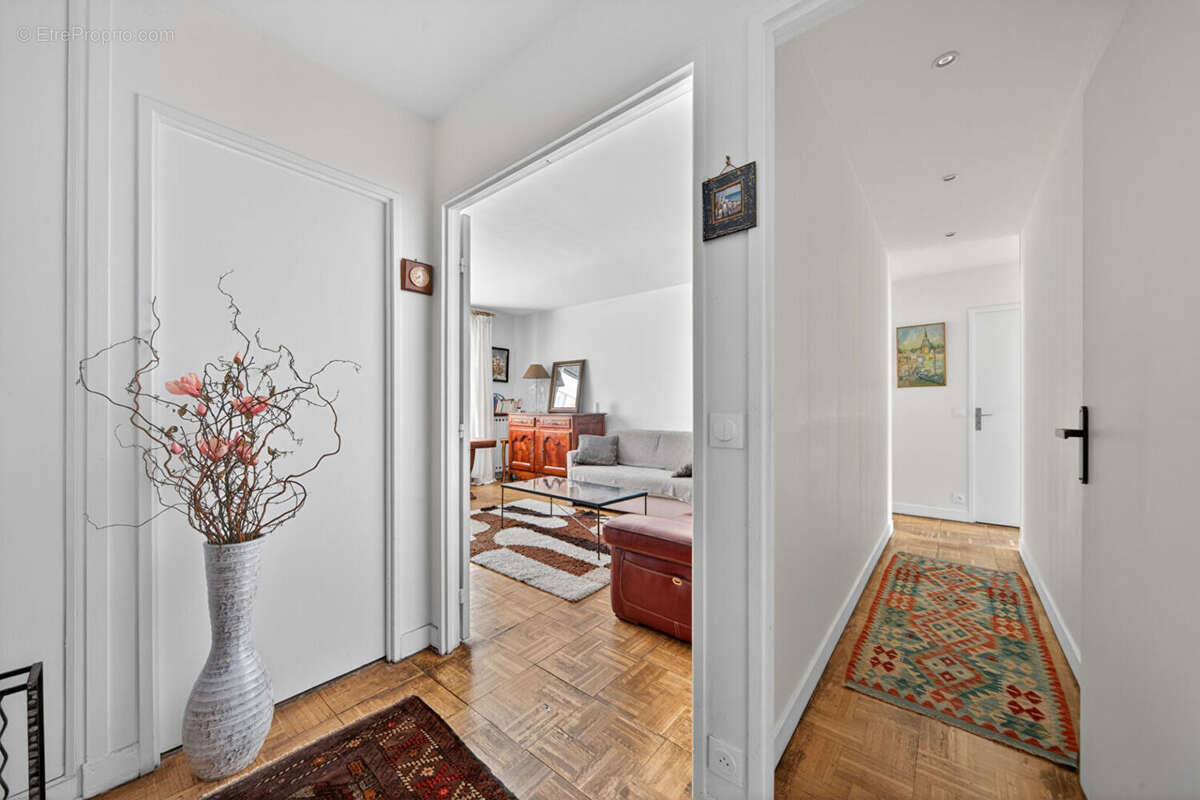 Appartement à PARIS-20E