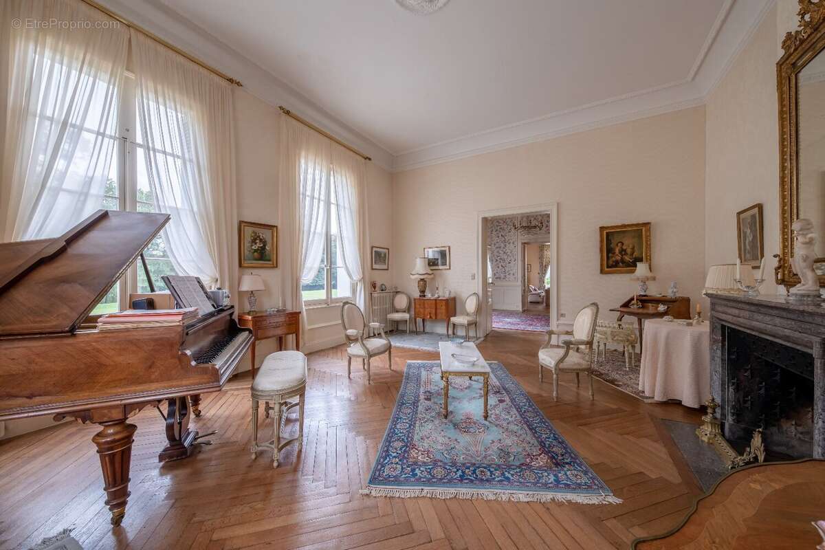 Maison à METTRAY