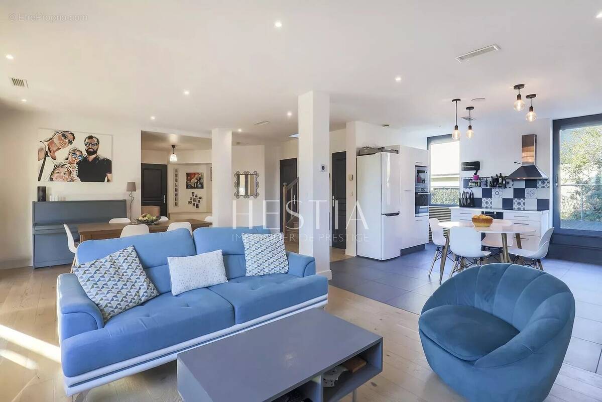 Maison à CALUIRE-ET-CUIRE