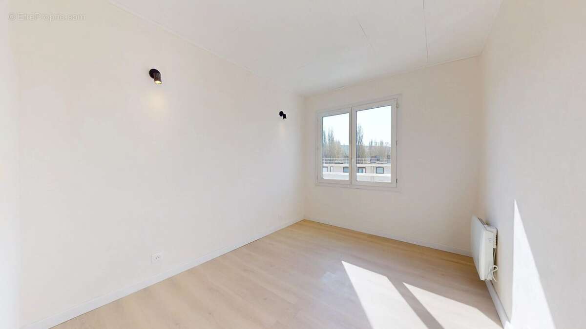 Appartement à CLICHY-SOUS-BOIS