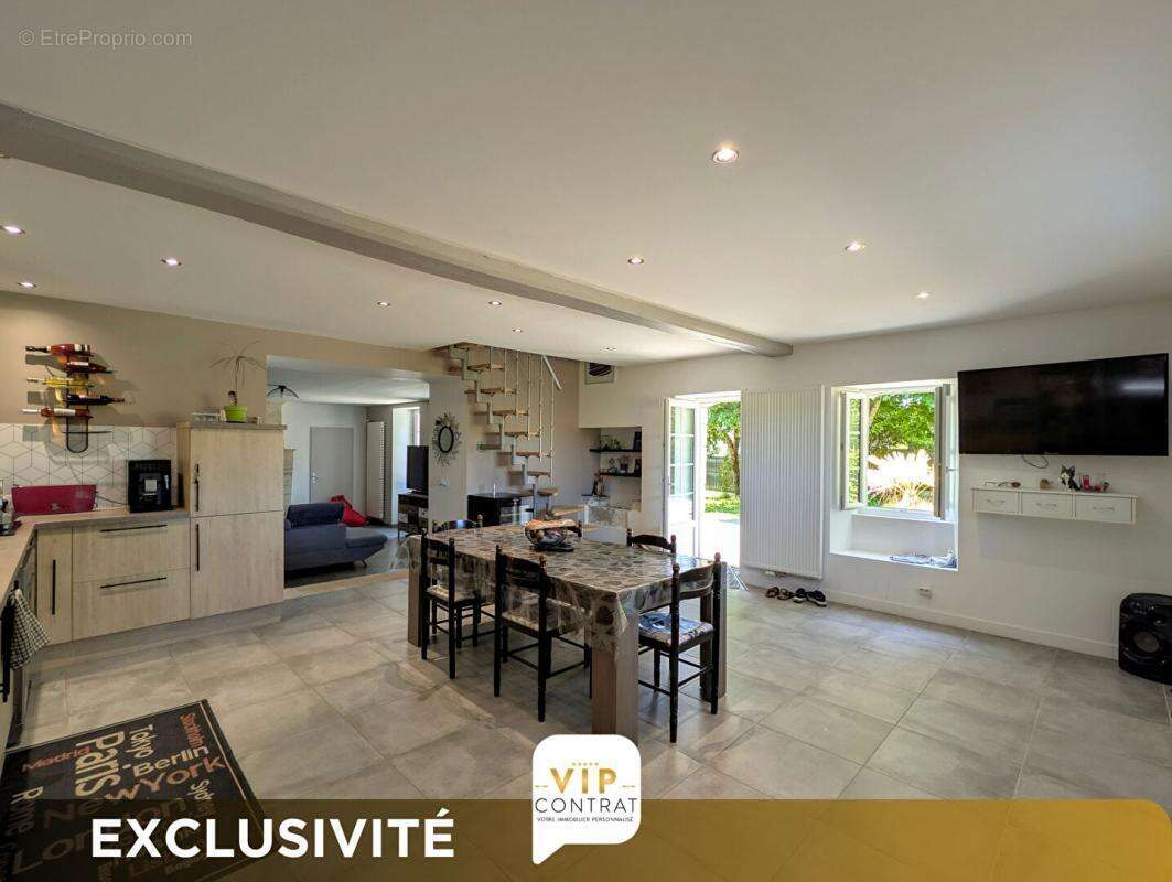 Ensemble immobilier 2 maisons  charentaise + parc arboré + GARANTIE PROTEC+ 12 MOIS INCLUS ! - photo 13
