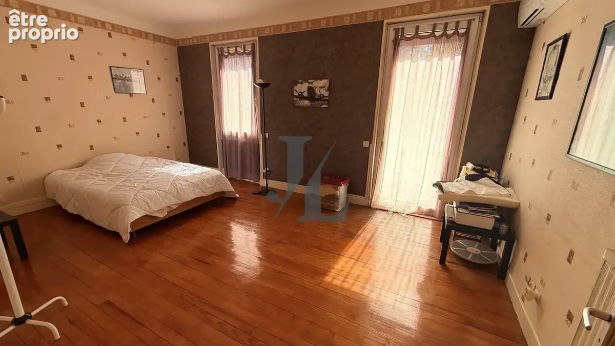Maison de type 5 sur 530m2 de terrain - photo 11