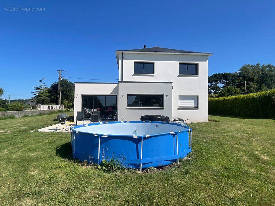 Maison à GOURLIZON