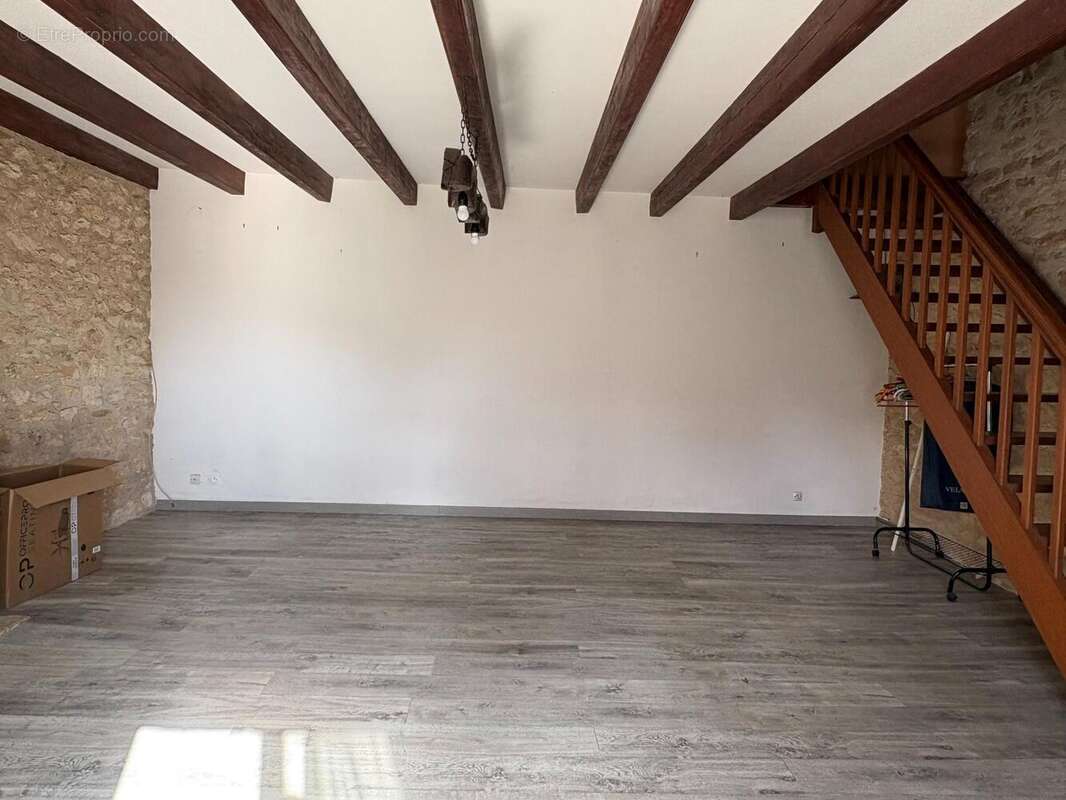 Maison 142 m² à Maille  - photo 5