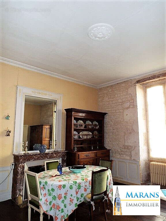 Maison à FONTENAY-LE-COMTE