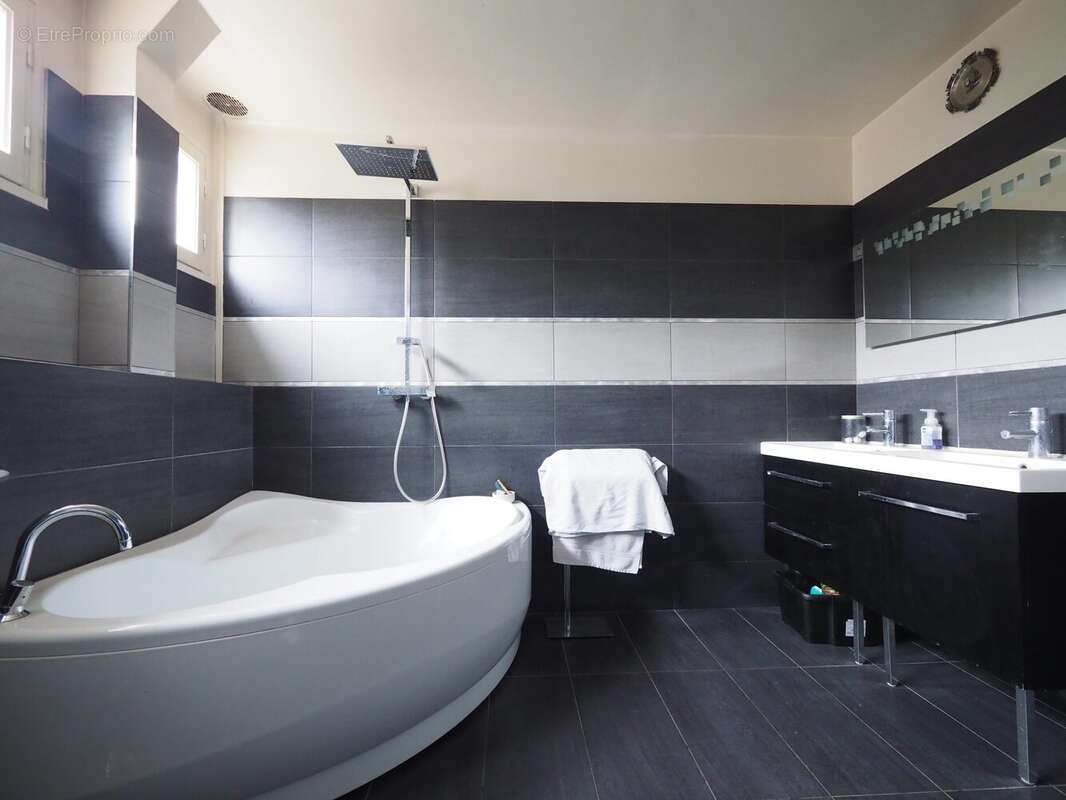 Maison à BOIS-D&#039;ARCY