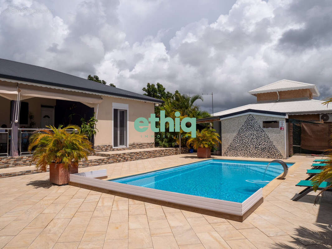 Maison à SAINTE-ANNE