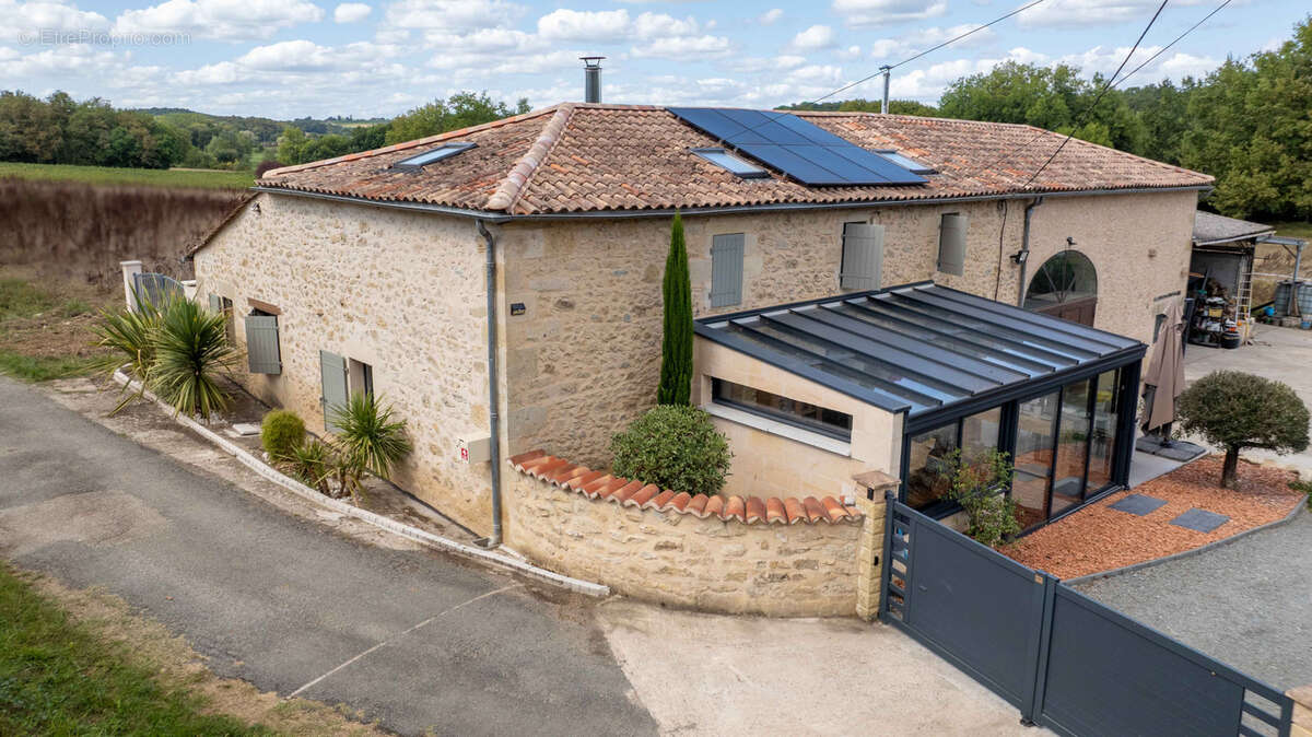 Maison à SAUVETERRE-DE-GUYENNE