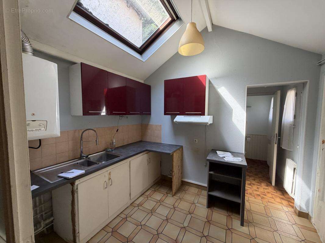 Maison hyper centre 115 m² possibilite 4 chambres a raffraichir - photo 3