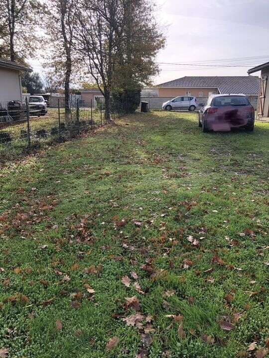 Terrain à CISSAC-MEDOC