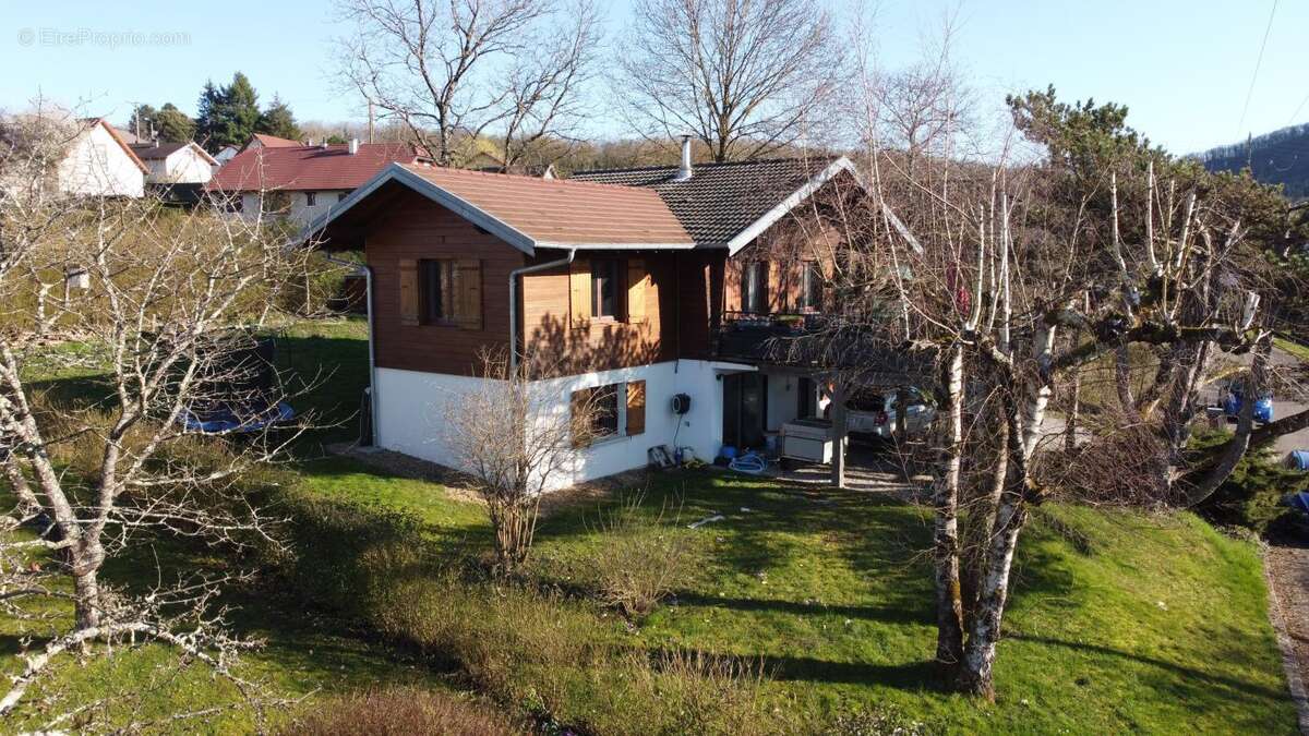 Maison à MONTFERRAND-LE-CHATEAU