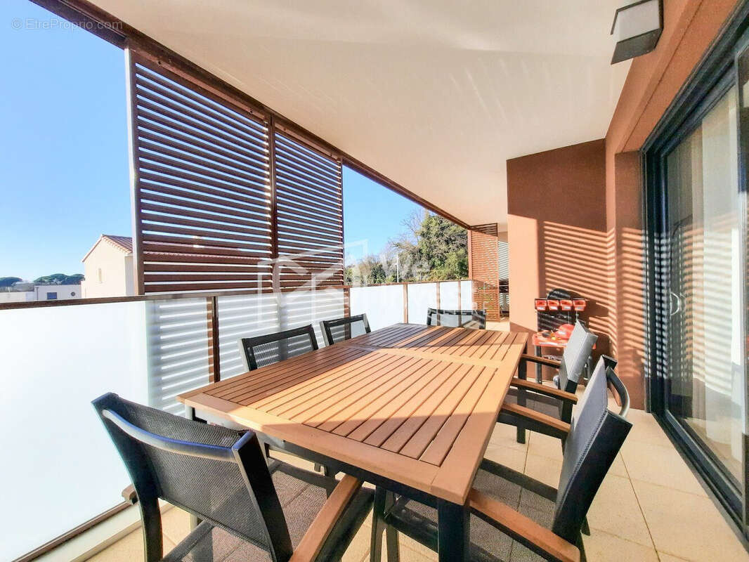 Appartement à LE CRES