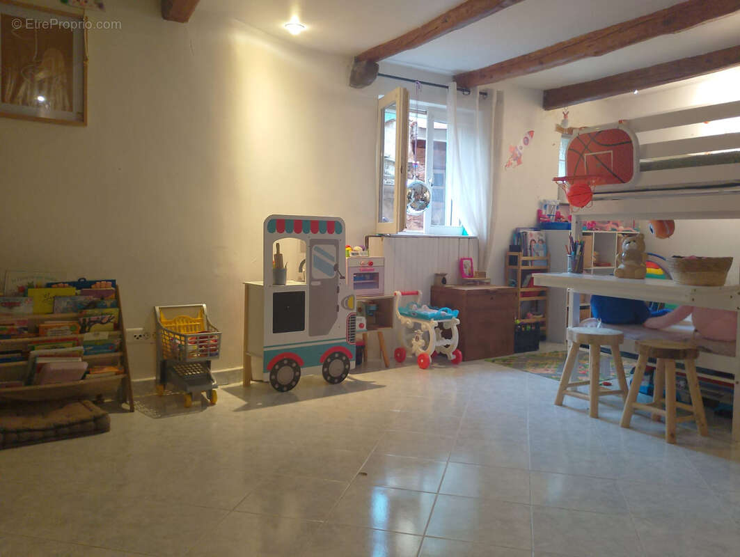 Appartement à BREIL-SUR-ROYA