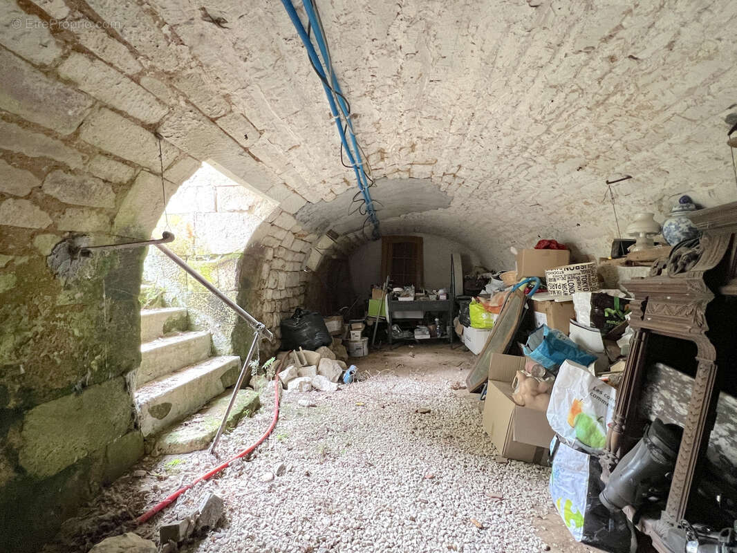 Maison à YZEURES-SUR-CREUSE