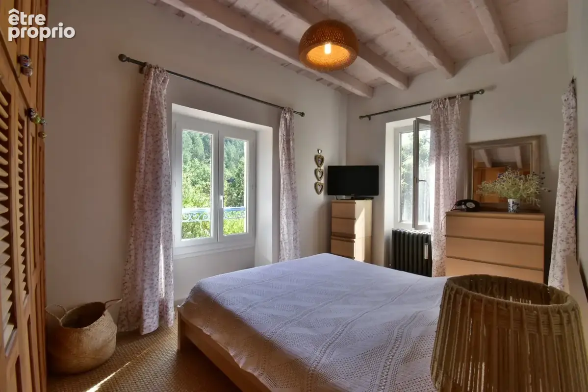 Volonne – propriété d’exception 3,5 ha – 2 habitations – piscine chauffée – vue montagnes - photo 18