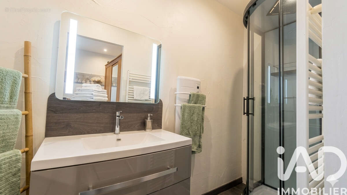 Maison 113 m² à Lacaune  - photo 9