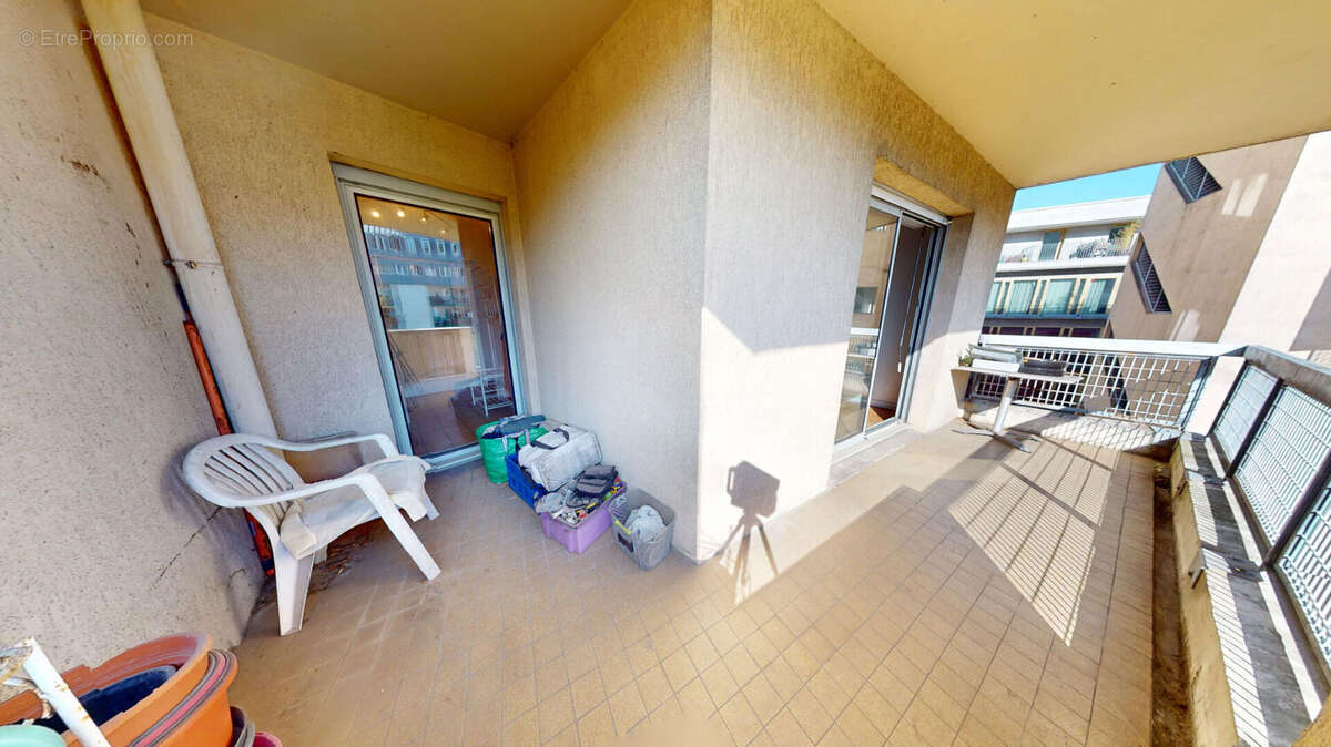 EXCLU AVL  PARIS XIX  Métro Ourcq  2P -1Ch  46m² et  Grand Balcon en "L" de 10m²  Vue sur Jardin  - photo 5