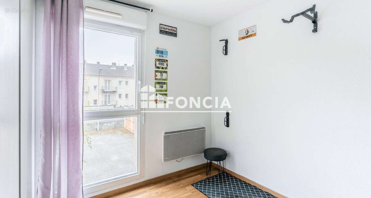 Appartement à ARS-SUR-MOSELLE